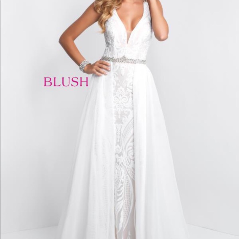This dress got me 4th alternate in Miss Teen MS
